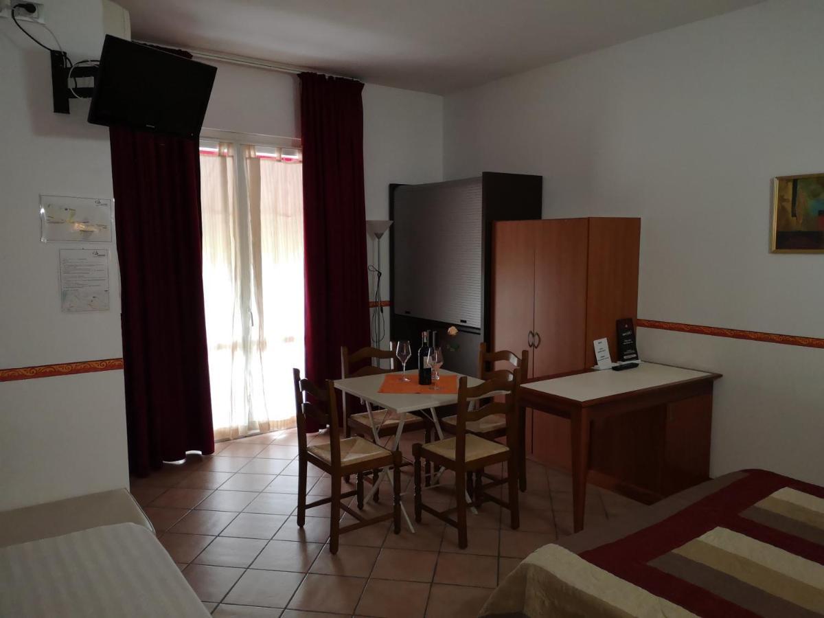 Ca' Del Sasso Guest House Verona Luaran gambar