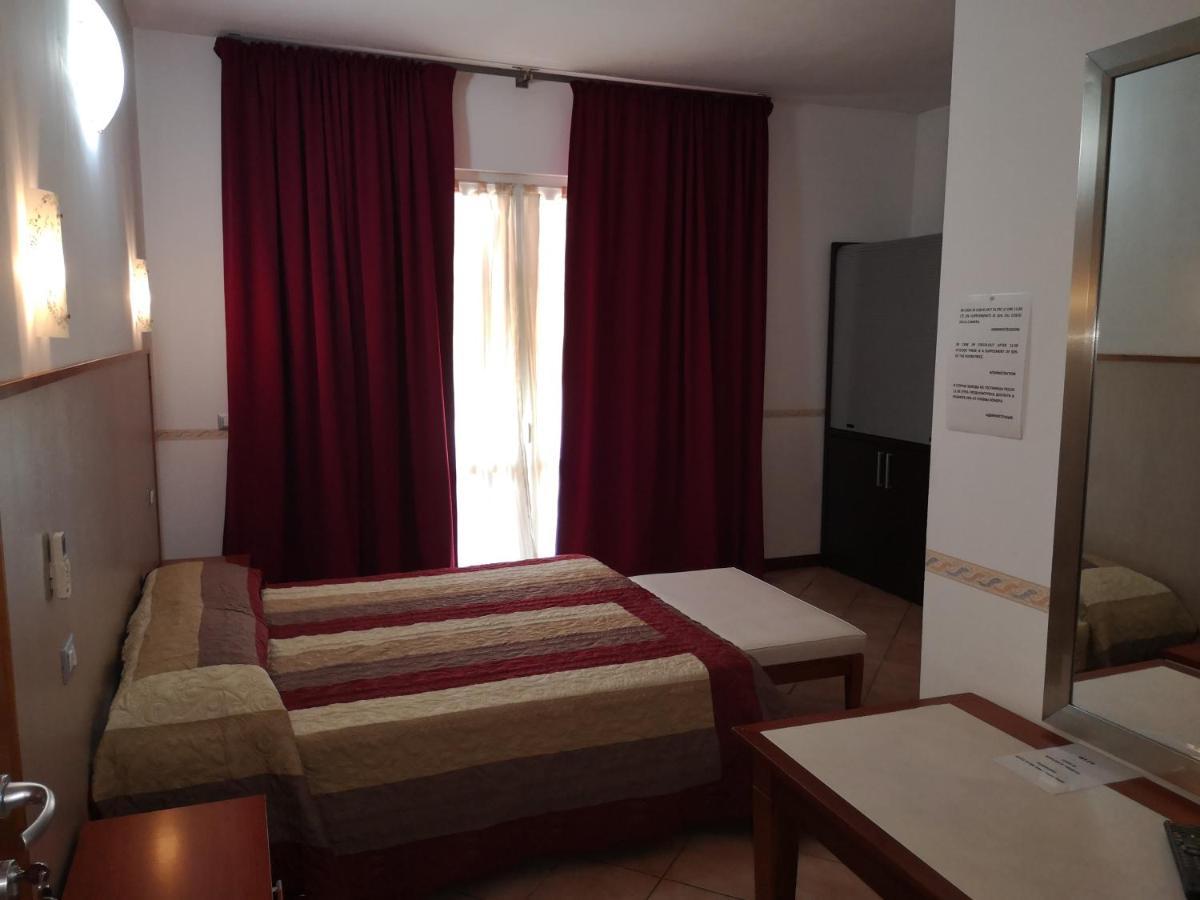 Ca' Del Sasso Guest House Verona Luaran gambar