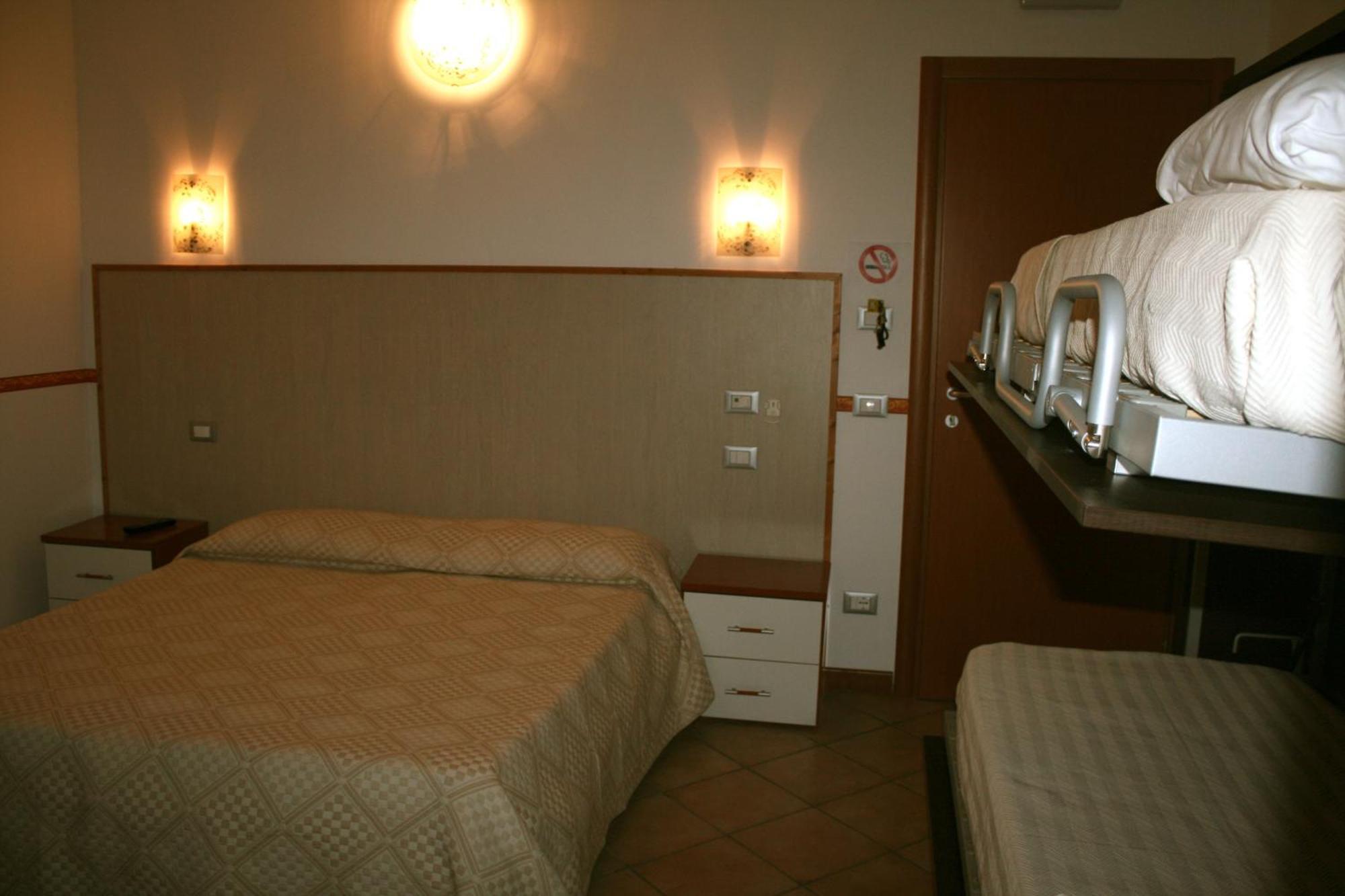 Ca' Del Sasso Guest House Verona Luaran gambar