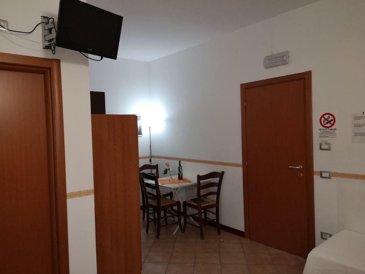 Ca' Del Sasso Guest House Verona Luaran gambar