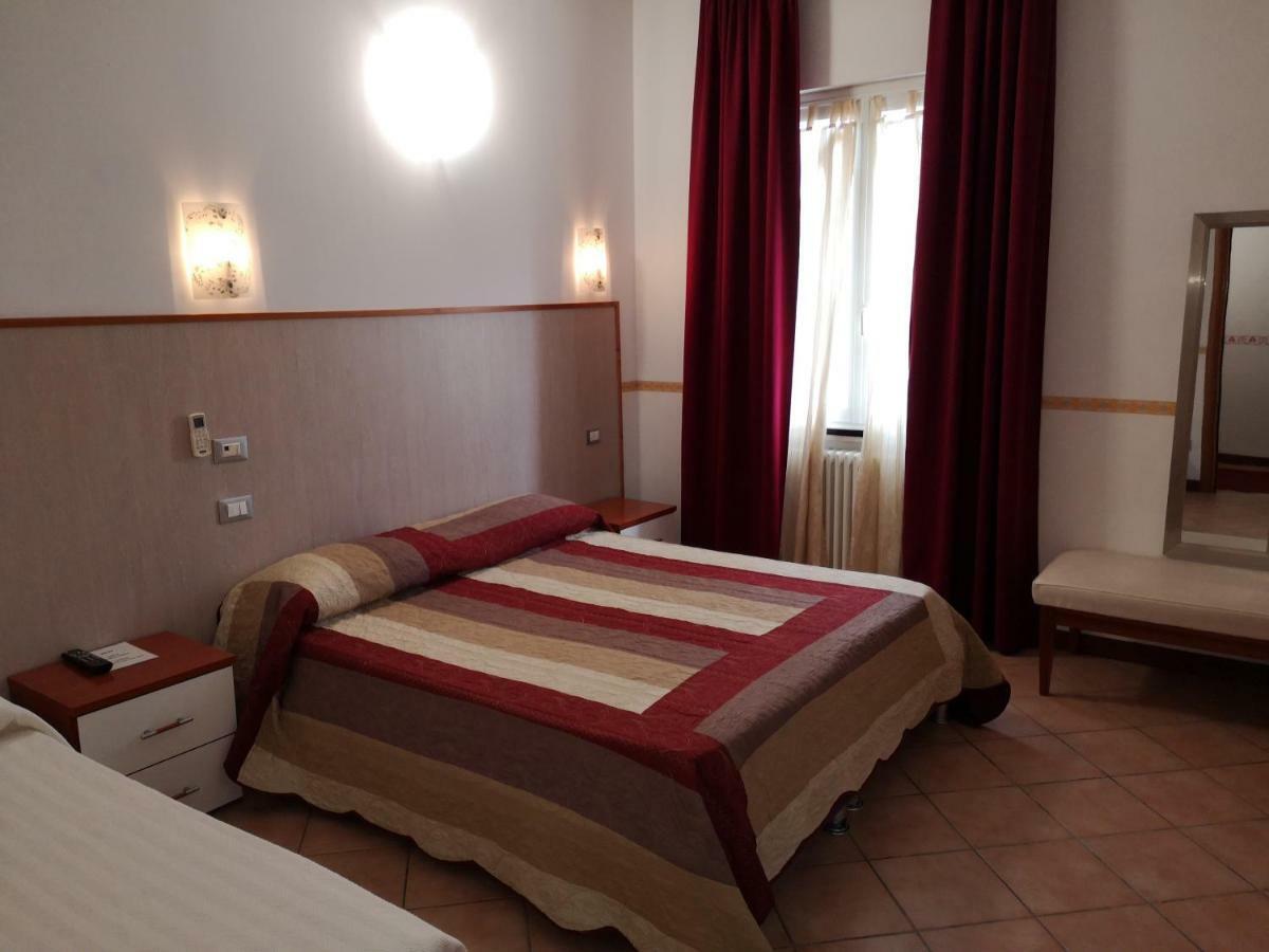 Ca' Del Sasso Guest House Verona Luaran gambar