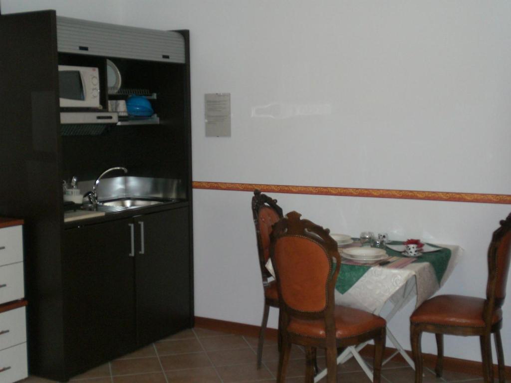 Ca' Del Sasso Guest House Verona Bilik gambar