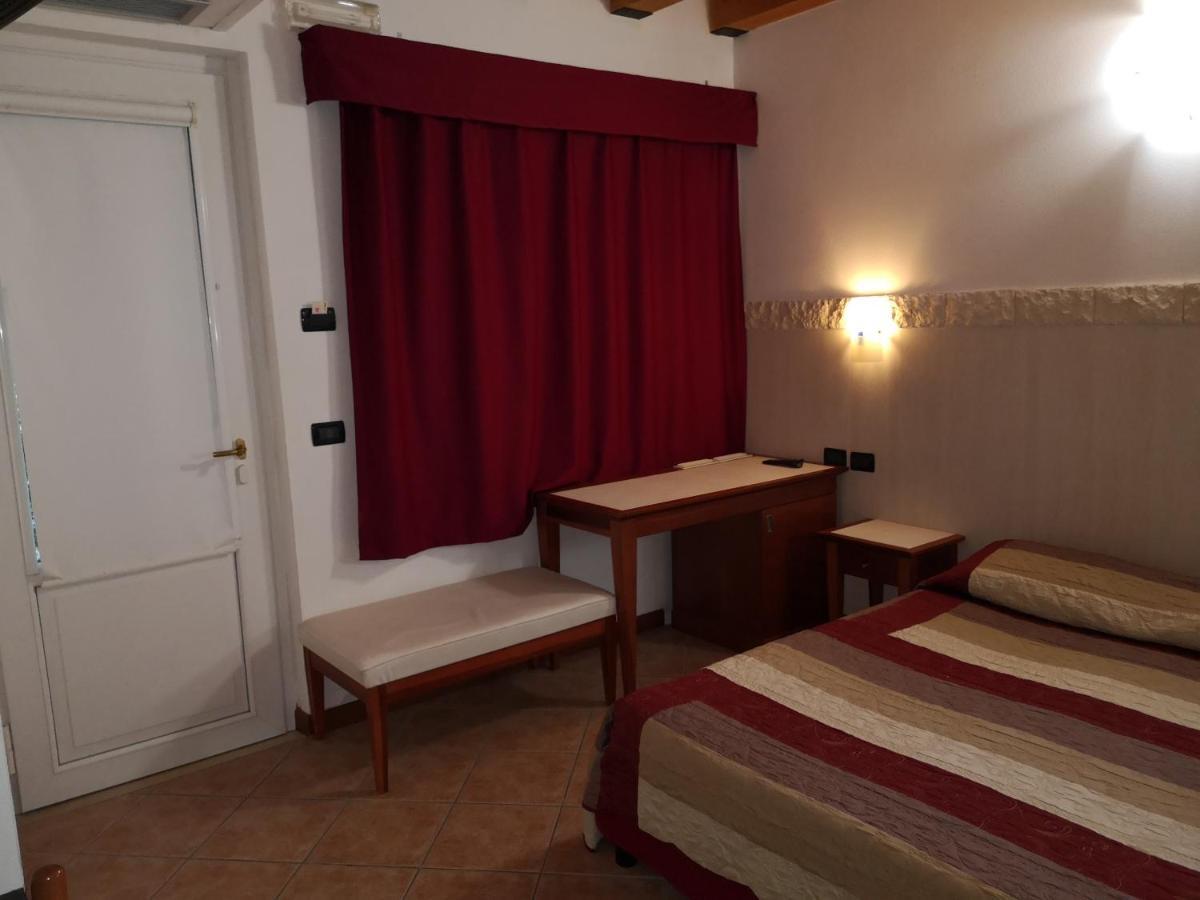 Ca' Del Sasso Guest House Verona Luaran gambar